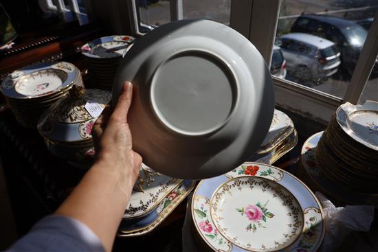 A Chamberlains Worcester dinner and dessert service, c.1816-20, soup tureen 30cm wide